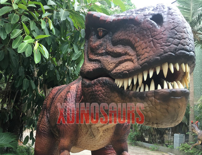 Lifelike T-Rex Replica