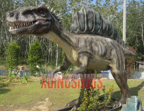 Custom Spinosaurus Exhibits