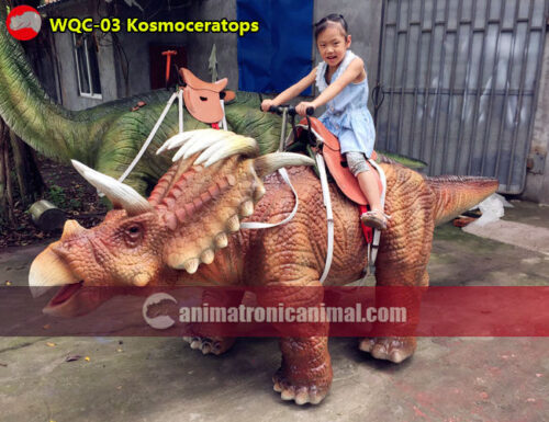 Walking Kosmoceratops Ride