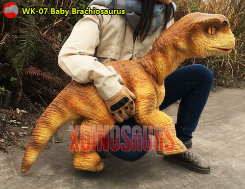 Armed Brachiosaurus Prop