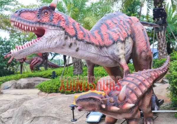 Animatronic Carnotaurus Exhibits