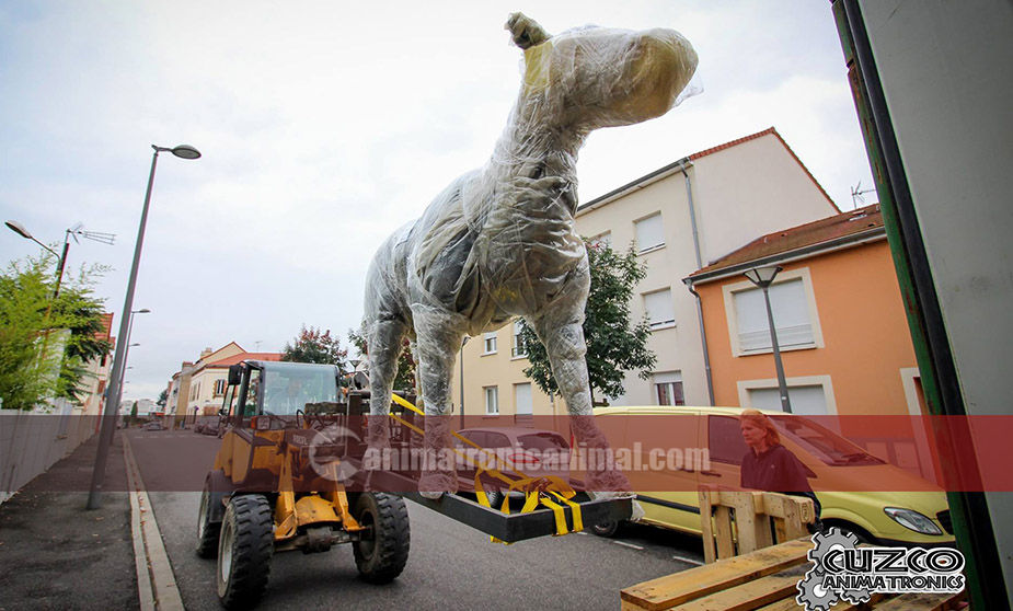 Carry Animatronic Exhibits