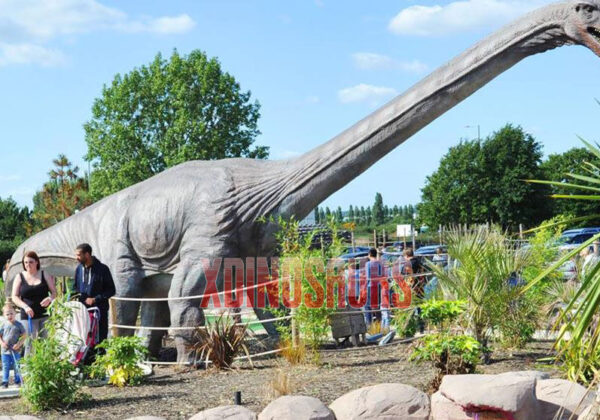 Animatronic Ruyangosaurus at Water Park