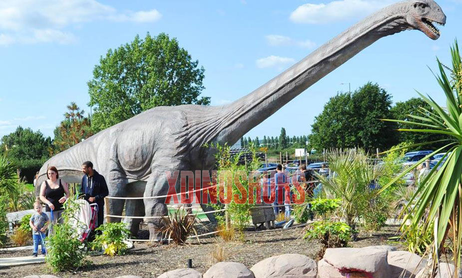 Animatronic Ruyangosaurus at Water Park