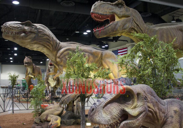 Dinosaur Theme Exhibits at Theme Cafe