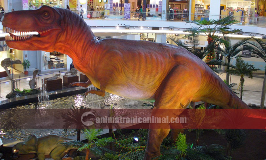 Large Tyrannosaurus Rex Model