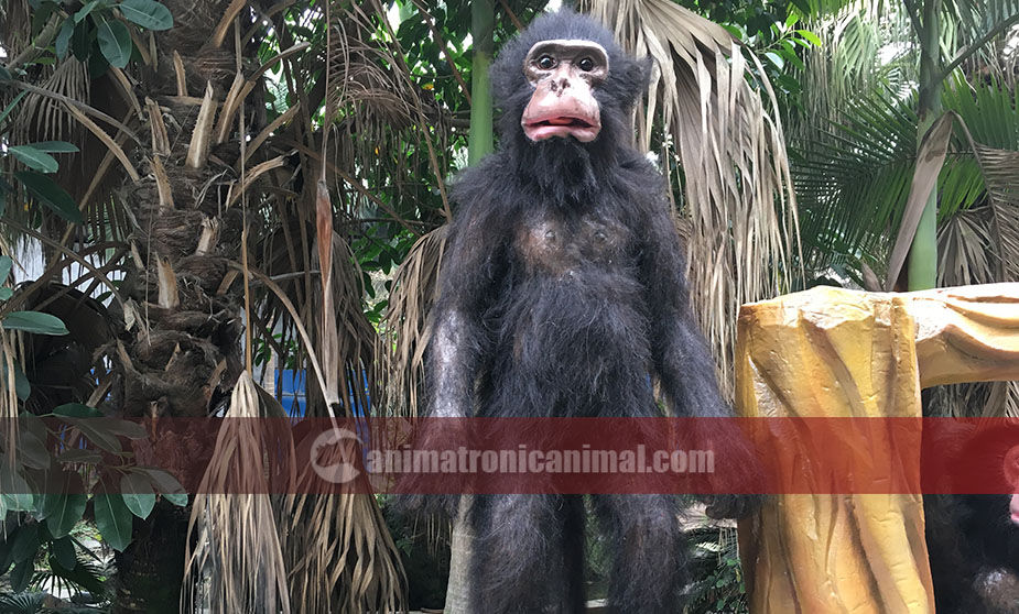 Lifleike Animatronic Monkey Exhibits