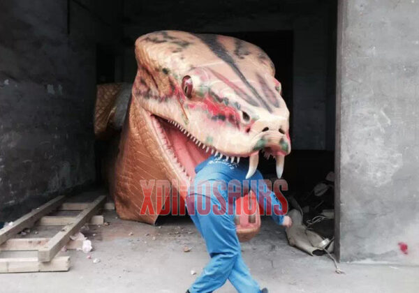 Huge Animatronic Animal Model