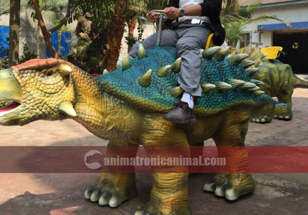 Walking Ankylosaurus Ride Equipment