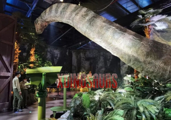 Dinosaur Exhibits at Theme Cinema