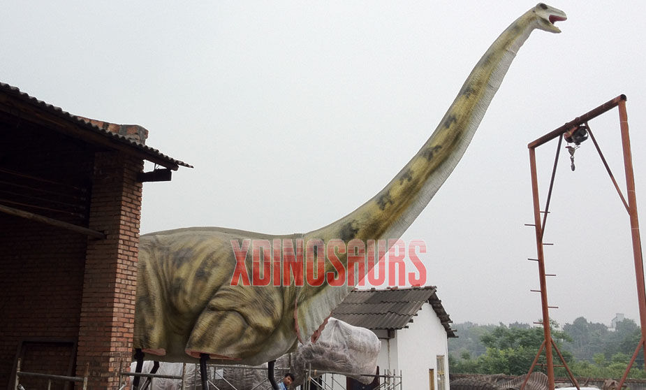 Big Animatronic Dinosaur Replica