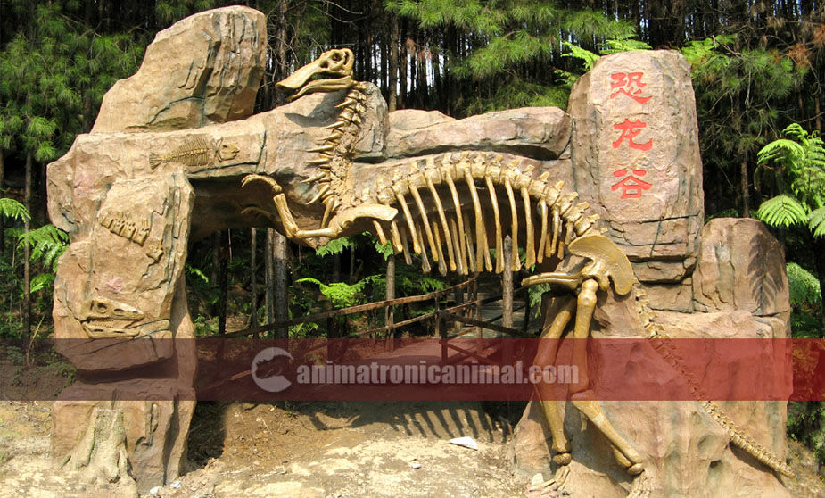 Large Dinosaur Skeleton Sculpture