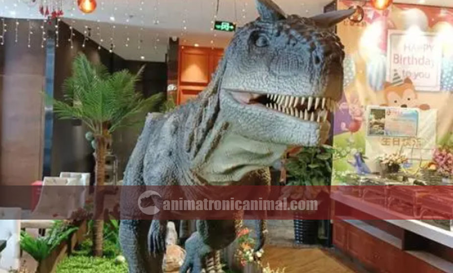 Animatronic Carnotaurus for Jurassic Restaurant