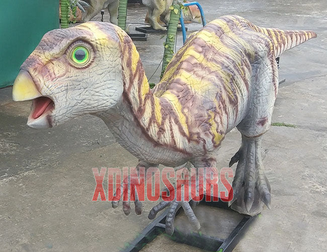 Leaellynasaura Model