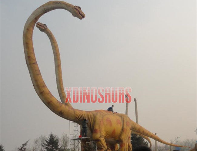 Huge Omeisaurus Model