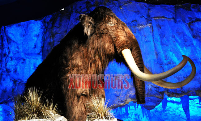 Animatronic Mammoth