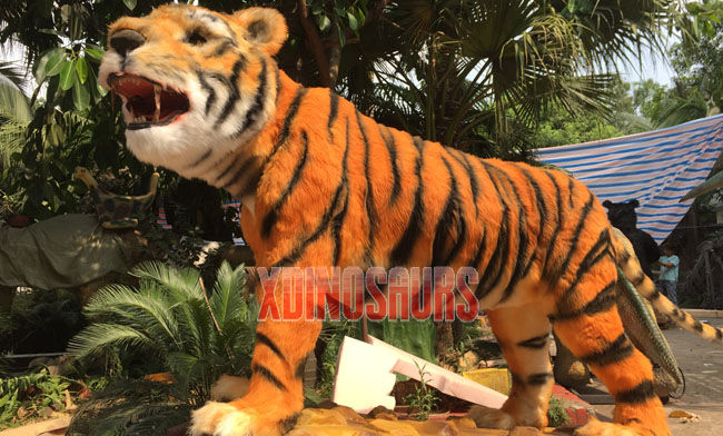 Lifelike Tiger Replica