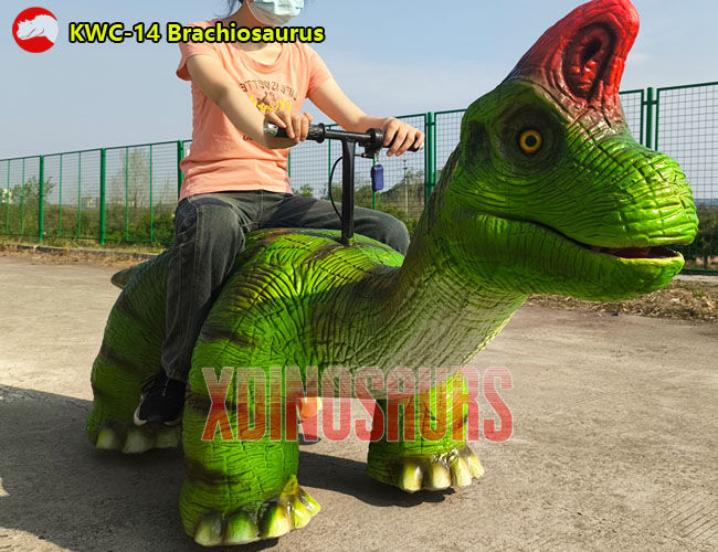 Animatronic Brachiosaurus Car