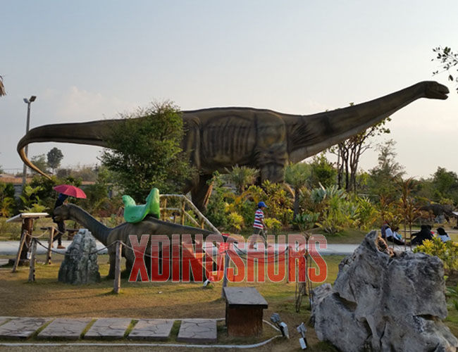 Animatronic Argentinosaurus in Dannok Park