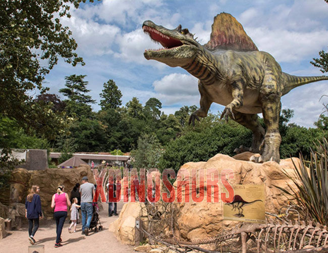 Spinosaurus Model at Safari Park