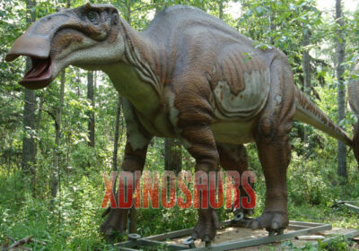 Animatronic Maiasaura at Summer Dino Expo