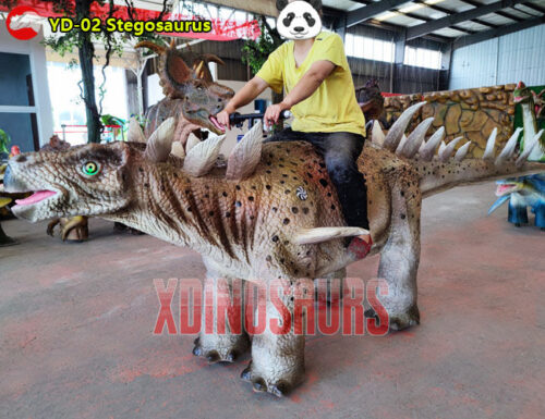 Animatronic Stegosaurus Parade Ride