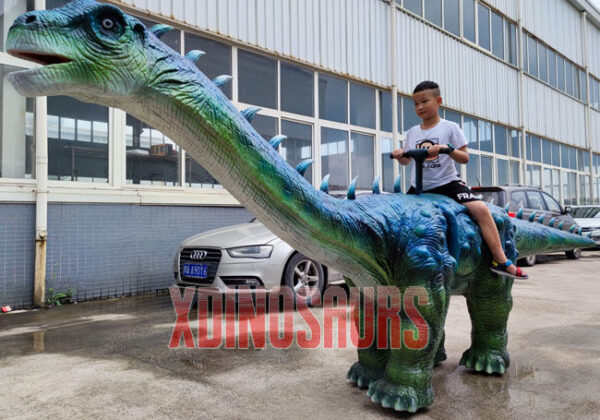 Walking Animatronic Ruyangosaurus Ride